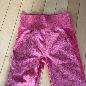 Red gymshark legging